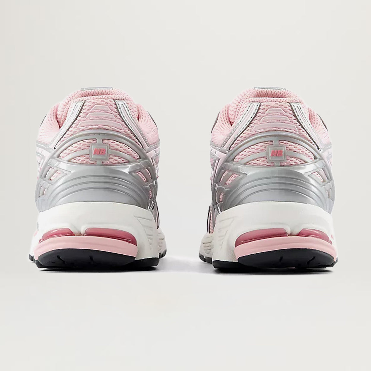 New Balance 1906R (Pink Chalk/Silver Metallic)