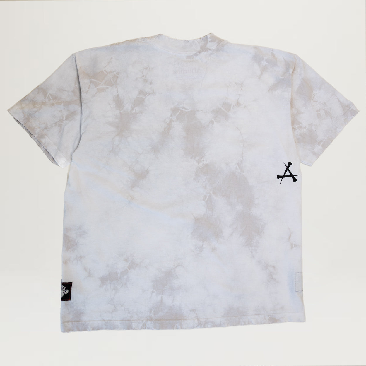 Affliction Cross Tee (Light Grey/White Tea Stain)