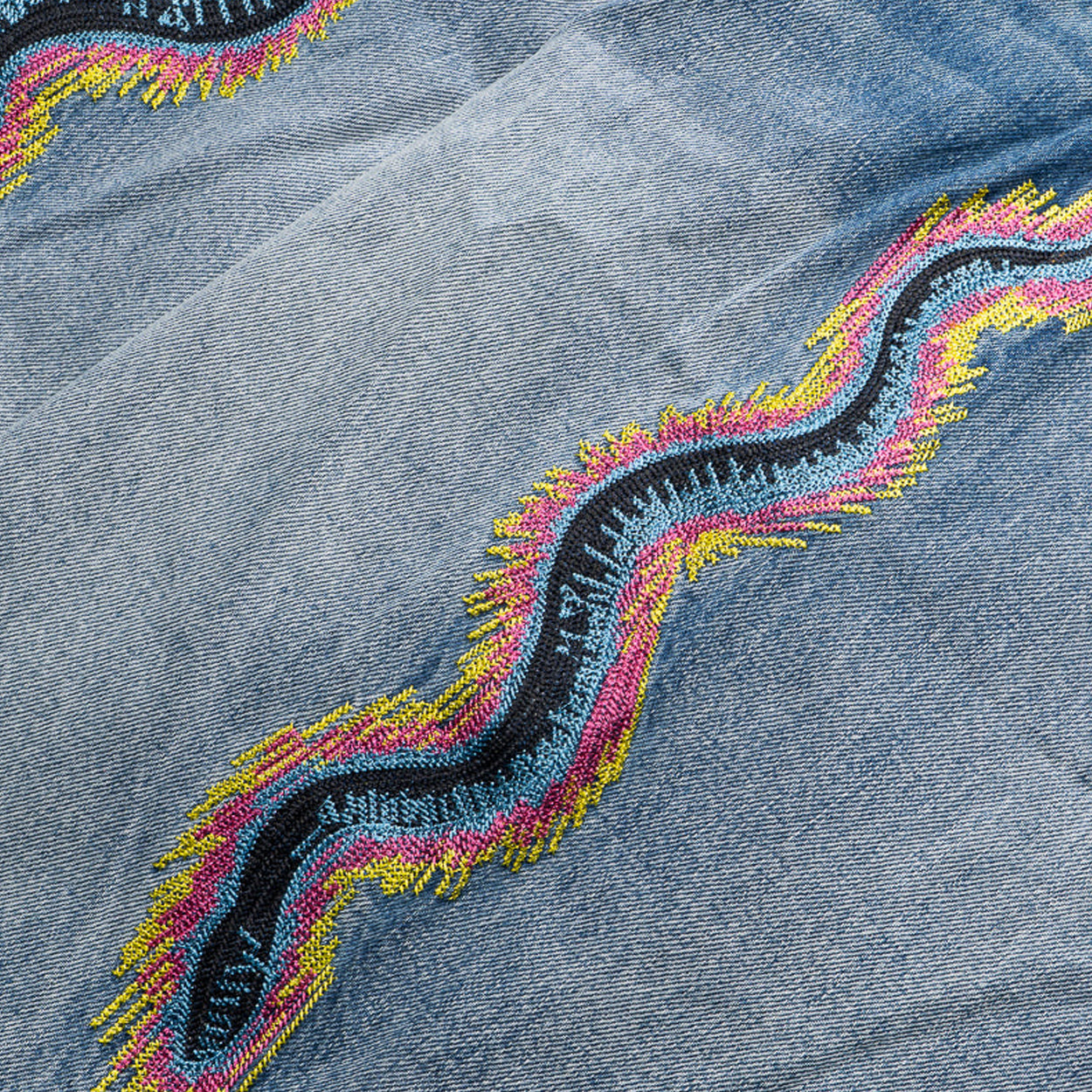 DSM Snake Denim Shorts (Washed Indigo)