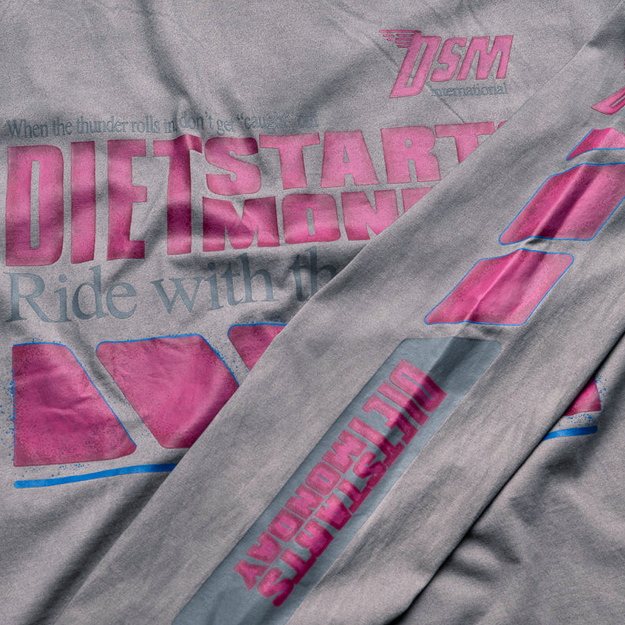 DSM Winners Long Sleeve Tee (White Pink)