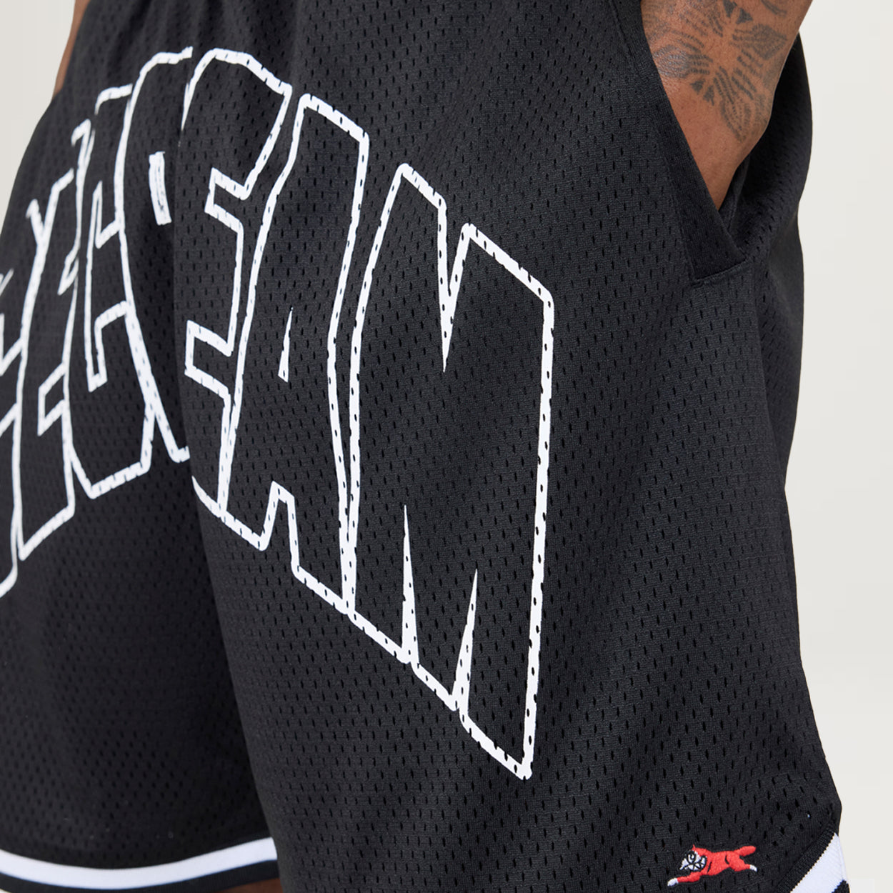 Icecream Dippin Mesh Shorts (Black)