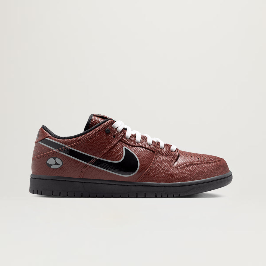 Nike SB Dunk Low Pro QS (Limosine) $135 Sizes Available