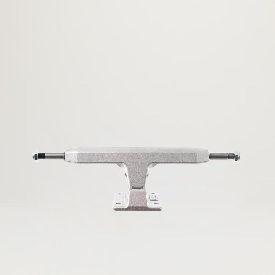 Lurpiv Solid Polished Trucks (Assorted Sizes)
