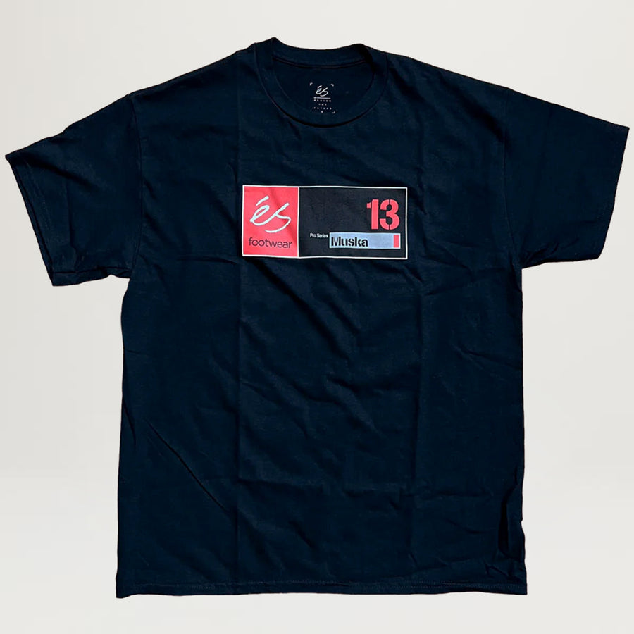 éS Muska 13 Tee (Black)