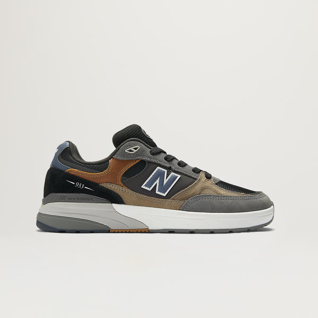 NB Numeric Reynolds 933 (Tan/Grey)