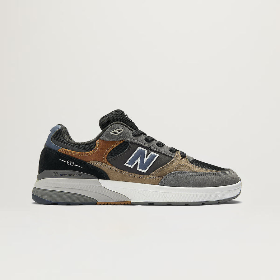 NB Numeric Reynolds 933 (Tan/Grey)