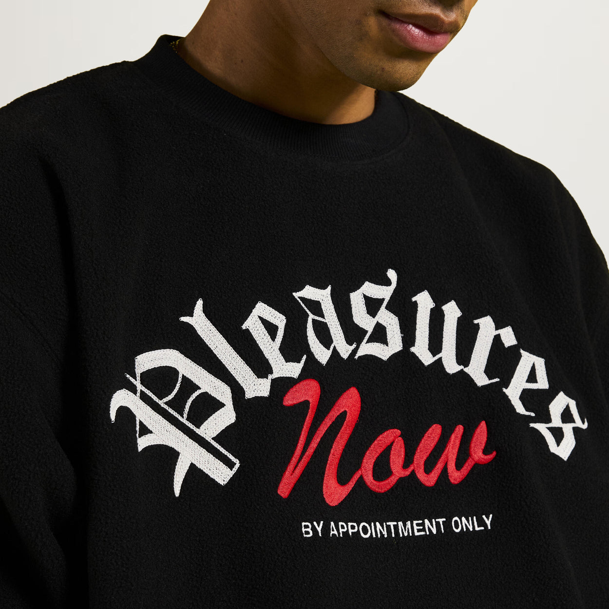 【PLEASURES】APPOINTMENT FLEECE CREWNECK BLACK Pleasures Appointment Fleece Crewneck (Black) - NewYakCity