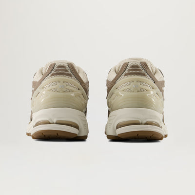 New Balance 1906R (Moonbeam/Mushroom)