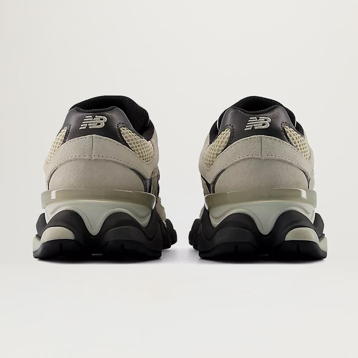 New Balance 9060 (Timberwolf/Black Cement)