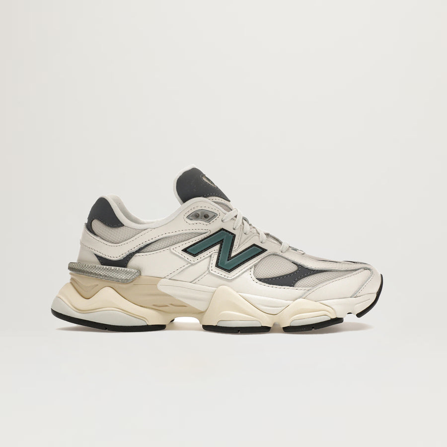 New Balance 9060 (Sea Salt/New Spruce)