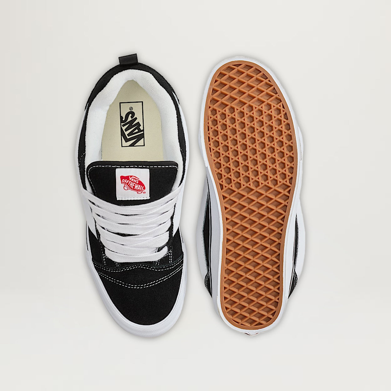 Vans Knu Skool (Black/True White)
