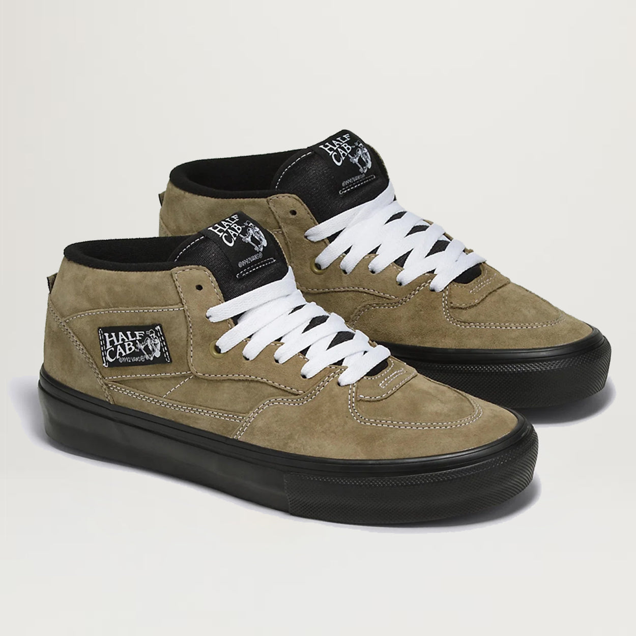 【Vans】☆スケートボード☆ SKATE HALF CAB PIG SUEDE Vans Skate Half Cab (Pig Suede Olive/Black) - Size 8