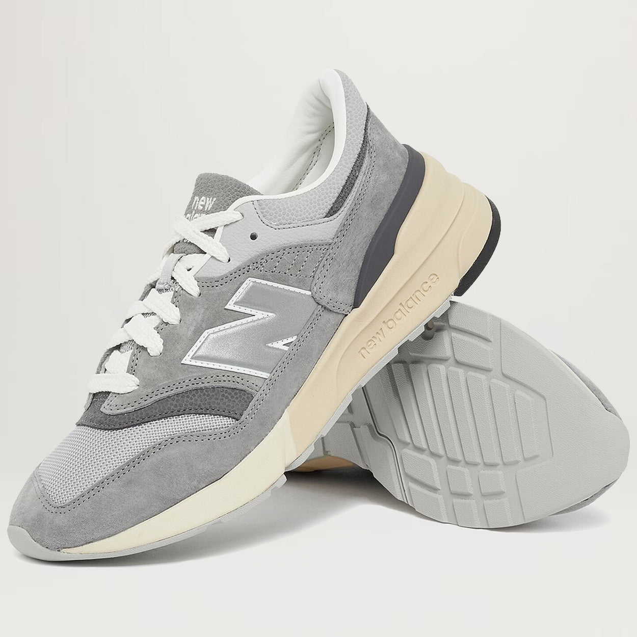 Grey New Balance Cm997 Hca Sneakers New Balance Cm997 Rain Cloud