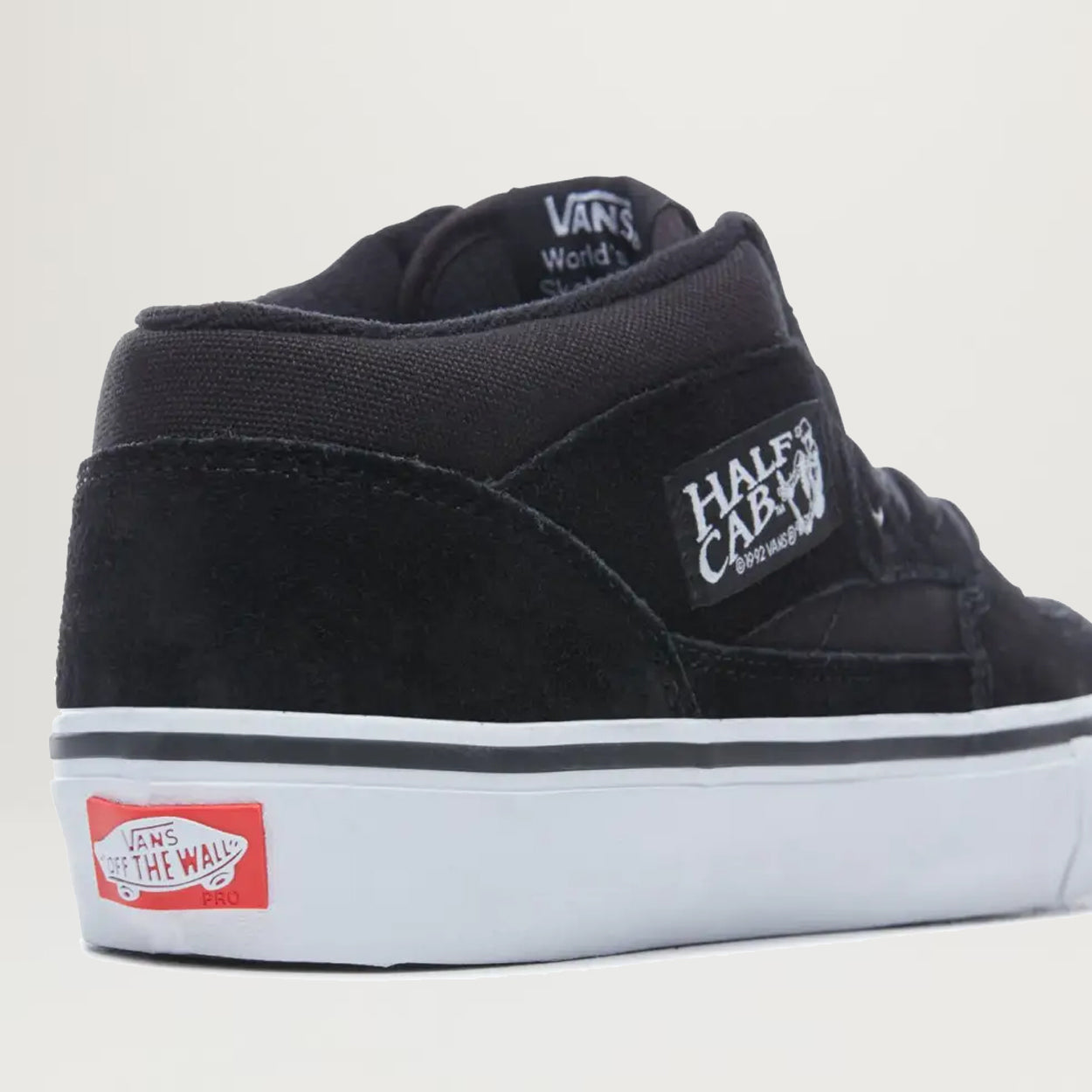 Vans half cab pro hotsell black white